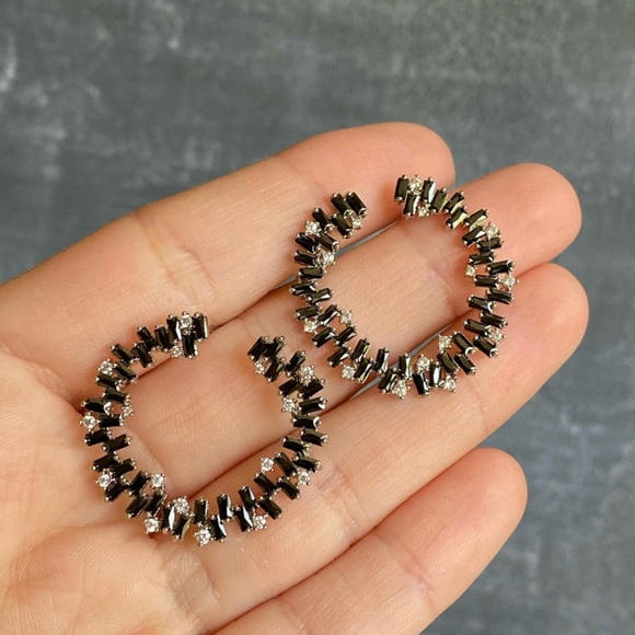 LAST ONE Black Crystal & White Zircon Earrings 1.3 in diameter - Picture 5 of 5